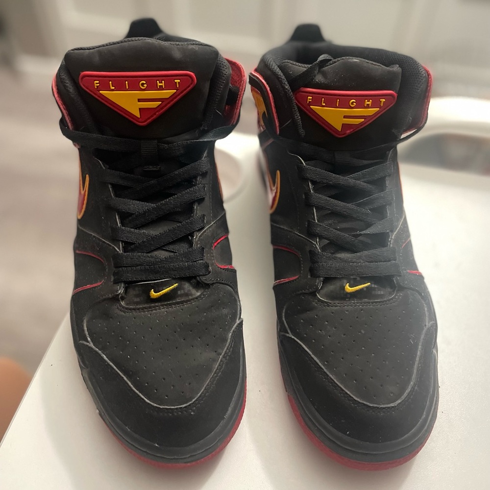 Air Flight Falcons